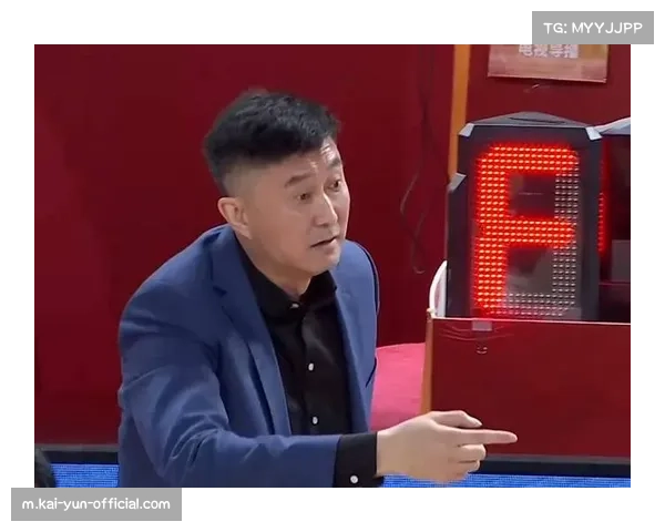 广东三连败后险胜止颓 杜锋轮换阵容引发外界质疑